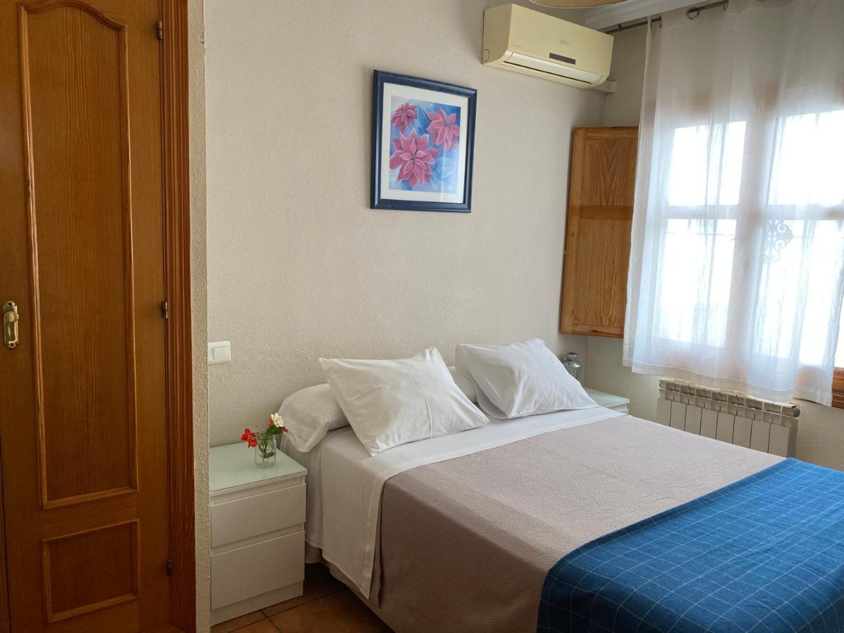 Hostal Moscatel Málaga Esterno foto