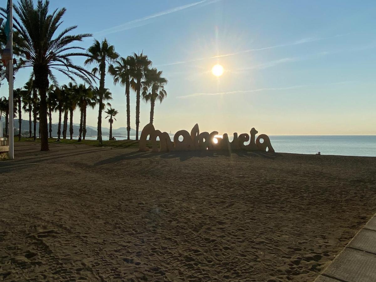 Hostal Moscatel Málaga Esterno foto