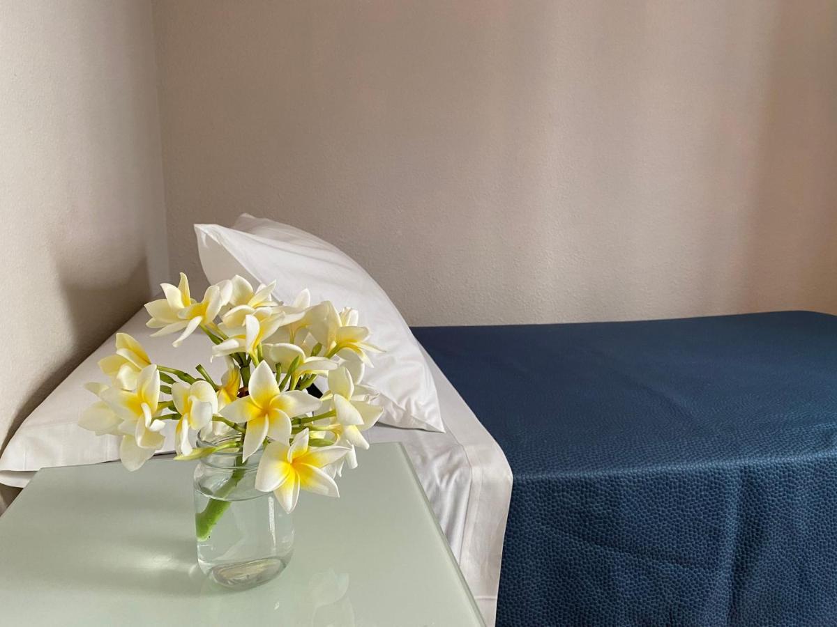 Hostal Moscatel Málaga Esterno foto