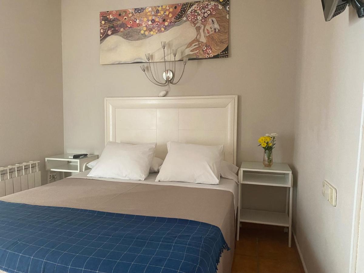 Hostal Moscatel Málaga Esterno foto